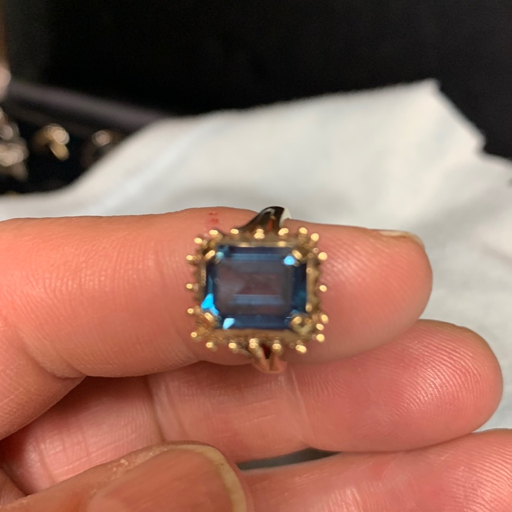 Authentic Garland Ring 10K Solid gold